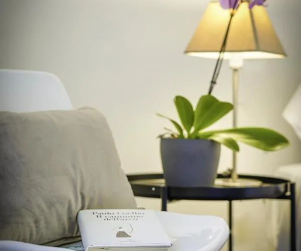 Apartment Cozy Roman With Parking *